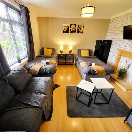 Comfortable Stay - Santuary Кингстън ъпон Хъл Екстериор снимка
