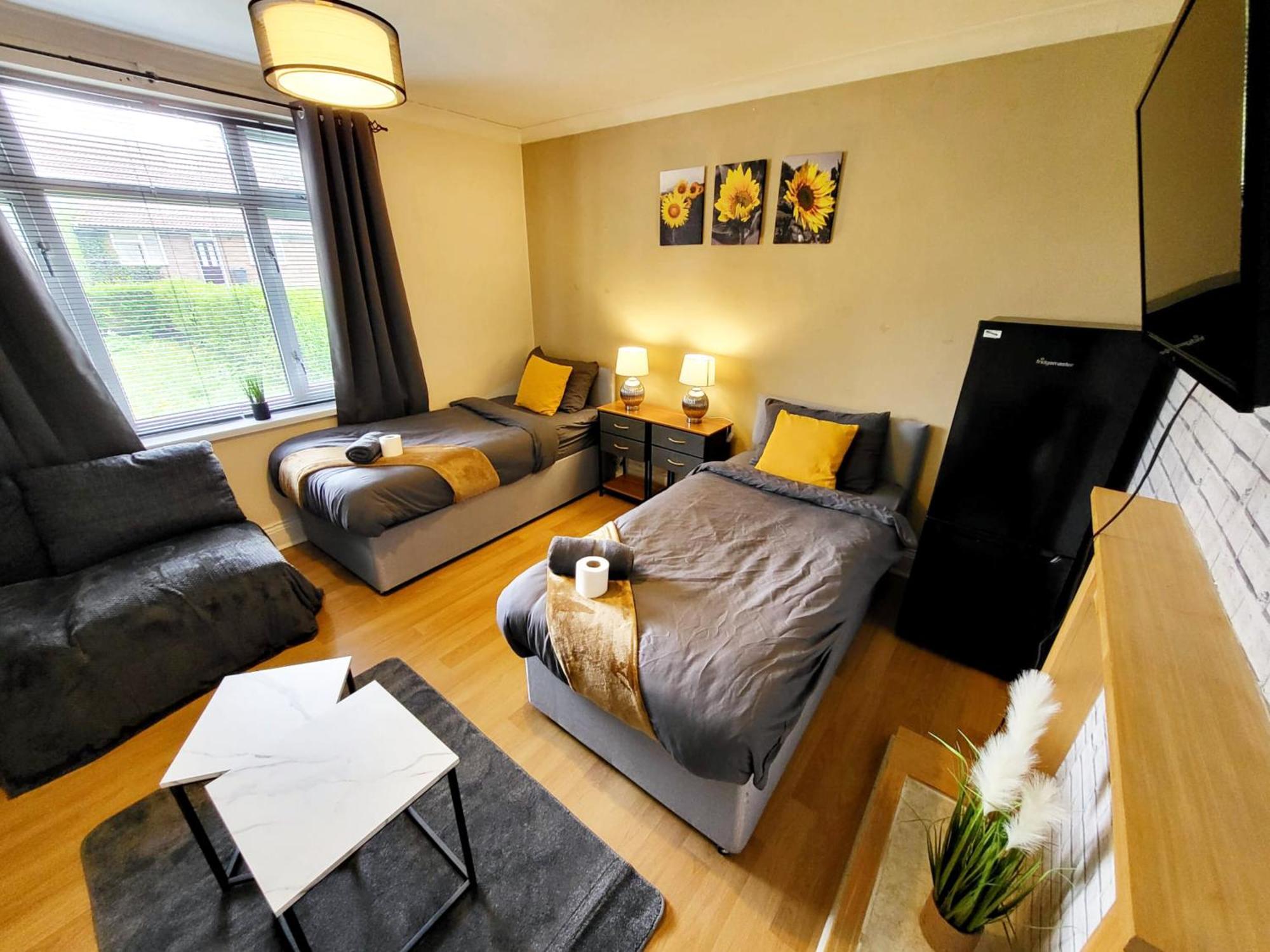 Comfortable Stay - Santuary Кингстън ъпон Хъл Екстериор снимка