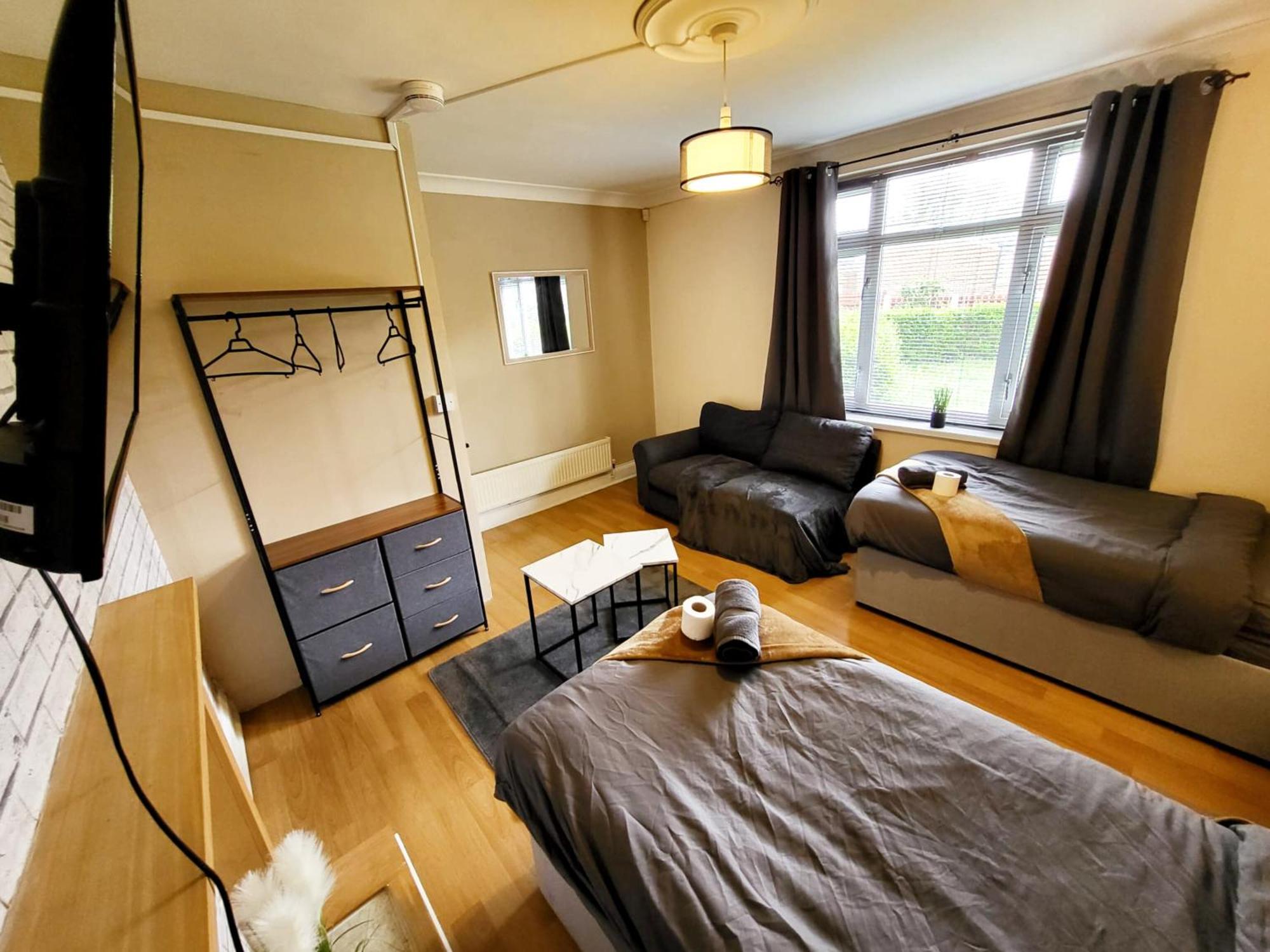 Comfortable Stay - Santuary Кингстън ъпон Хъл Екстериор снимка